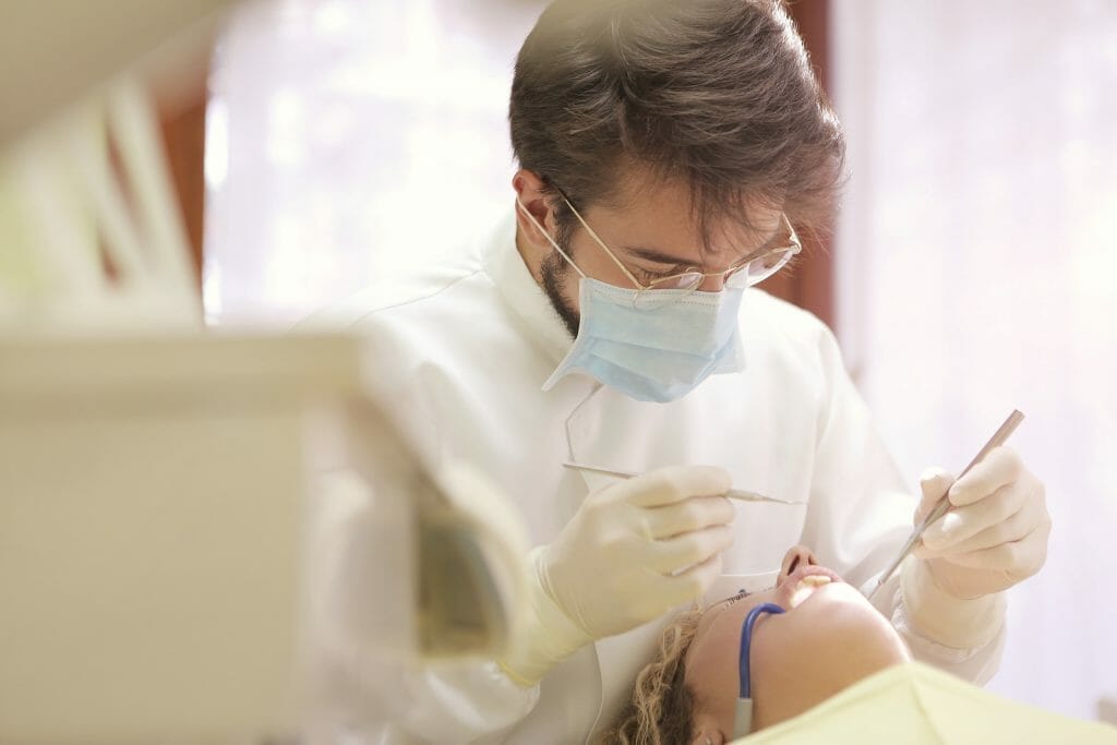 How to be a successful dentist