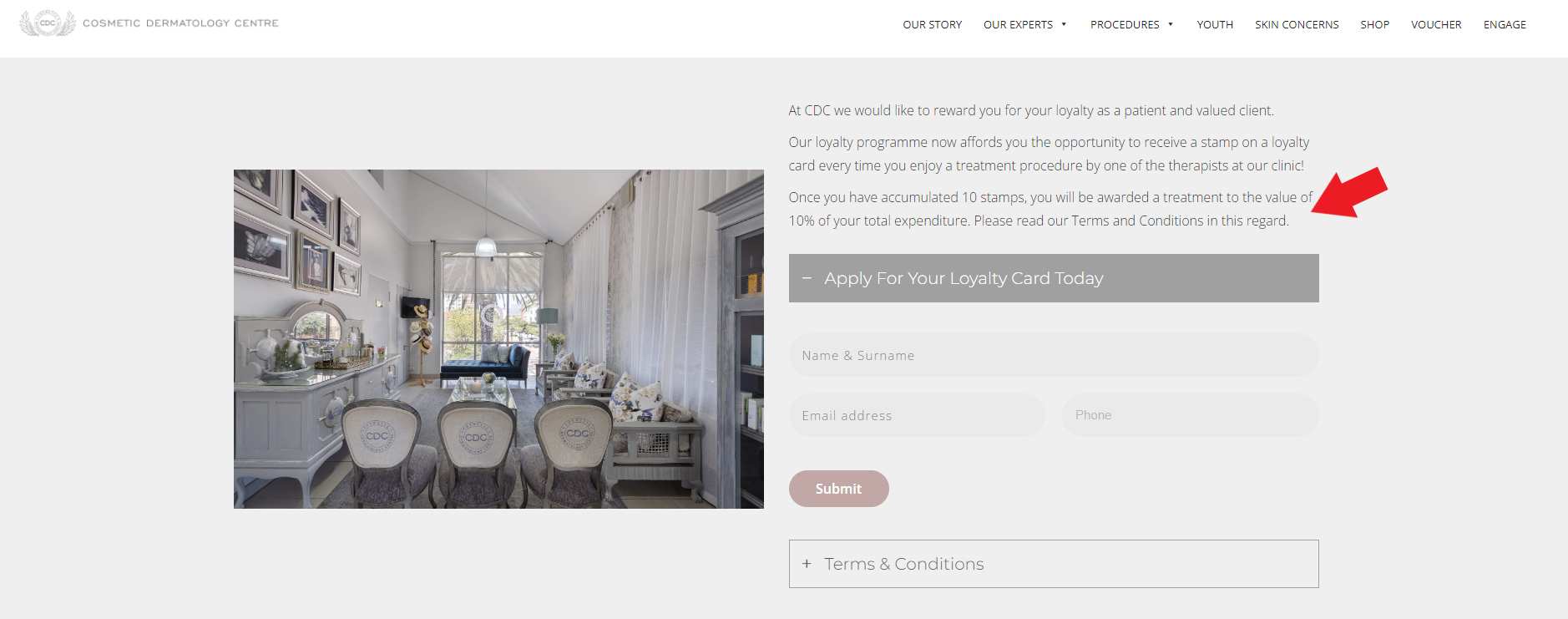 Loyalty program offered by a dermatology clinic to its patients