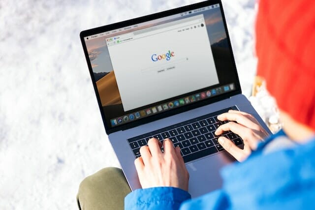 Person looking for ways on how to do SEO for Dry Cleaners